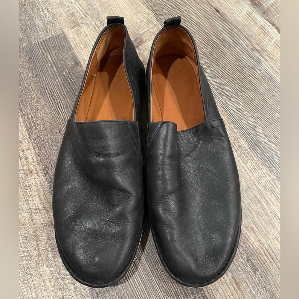 Men's Frye Black Leather Slip-On Loafer